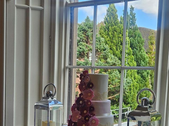 Richard  and Julia&apos;s Wedding in Shrewsbury, Shropshire 9