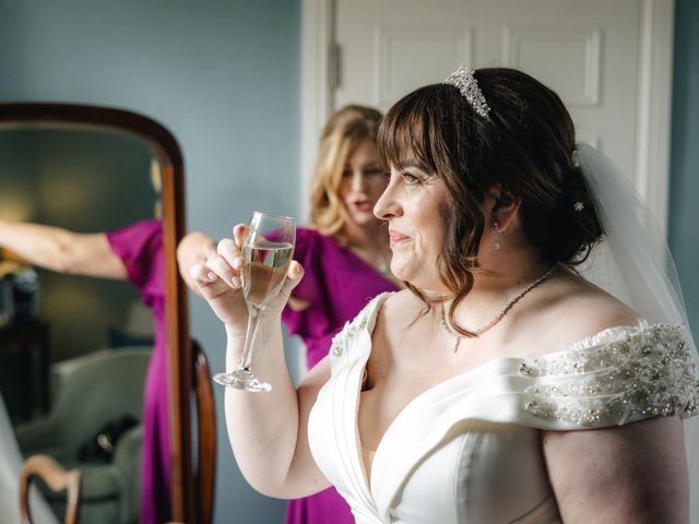 Richard  and Julia&apos;s Wedding in Shrewsbury, Shropshire 12