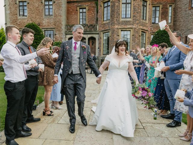 Richard  and Julia&apos;s Wedding in Shrewsbury, Shropshire 25