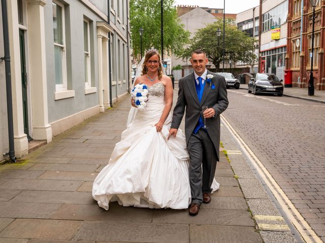 Rachel and Ian&apos;s Wedding in Doncaster, South Yorkshire 15