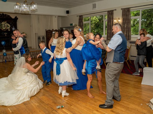 Rachel and Ian&apos;s Wedding in Doncaster, South Yorkshire 51