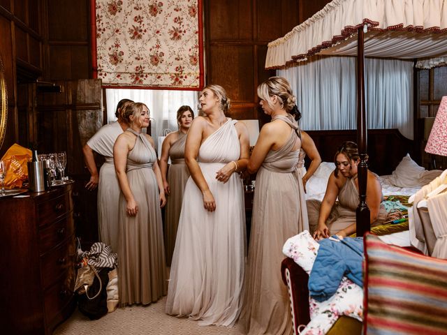 Liam and Lyndie&apos;s Wedding in Cheltenham, Gloucestershire 19