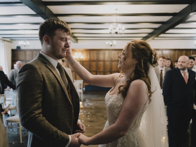 Martie and Paige's Wedding in Churchill, Somerset 6