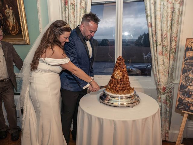 Matt and Ashlee's Wedding in Edenbridge, Kent 3