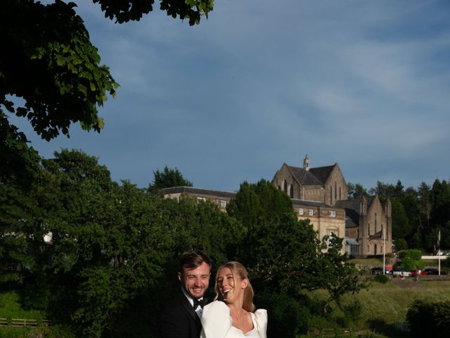 Thomas and Hannah's Wedding in Macclesfield, Cheshire 3