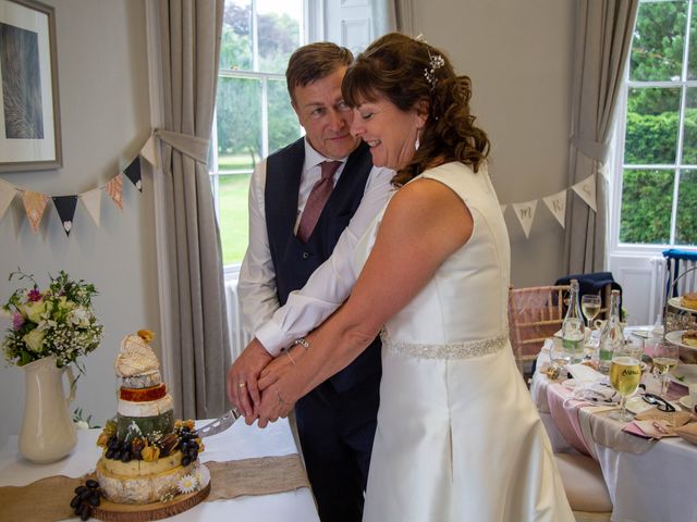 Rachel and Richard&apos;s Wedding in Eastwood, Nottinghamshire 35