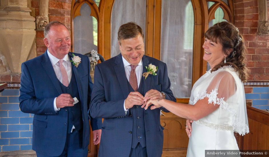 Rachel and Richard's Wedding in Eastwood, Nottinghamshire