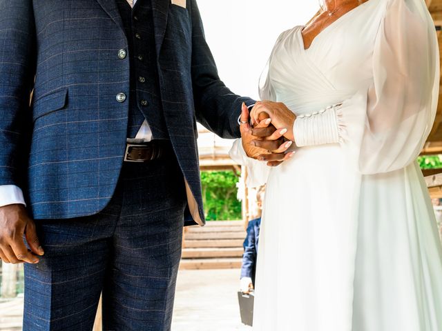 BASSEY and LISA&apos;s Wedding in Driffield, East Riding of Yorkshire 31