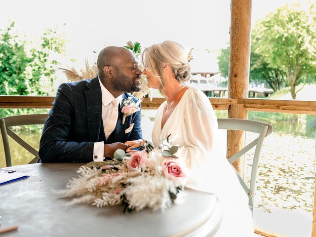 BASSEY and LISA&apos;s Wedding in Driffield, East Riding of Yorkshire 37