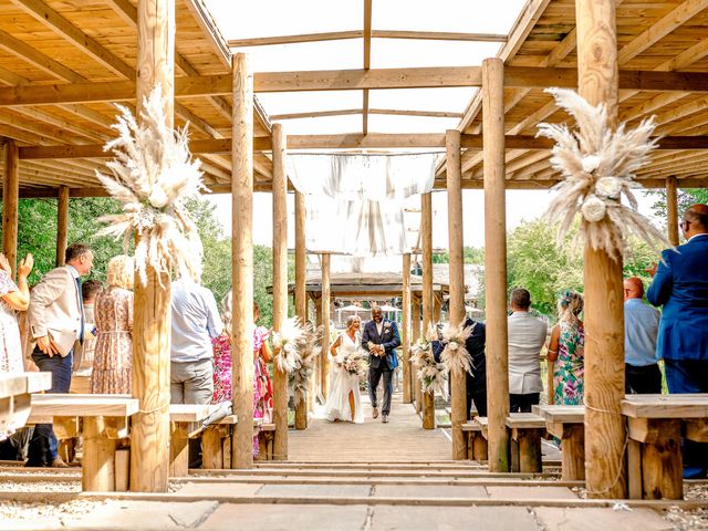 BASSEY and LISA&apos;s Wedding in Driffield, East Riding of Yorkshire 38