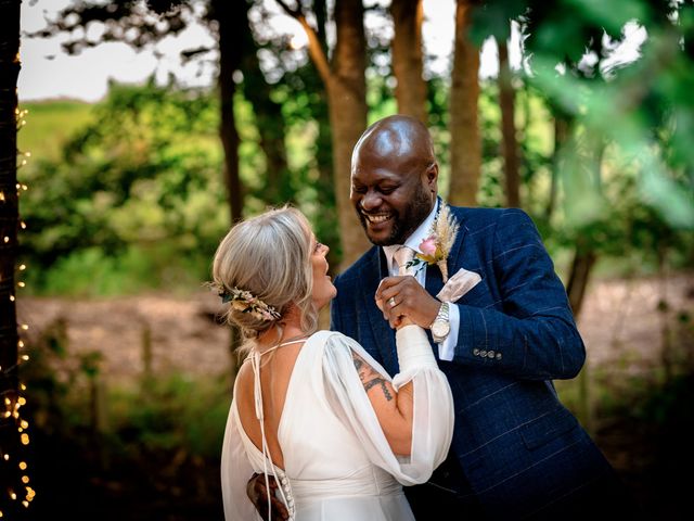 BASSEY and LISA&apos;s Wedding in Driffield, East Riding of Yorkshire 115