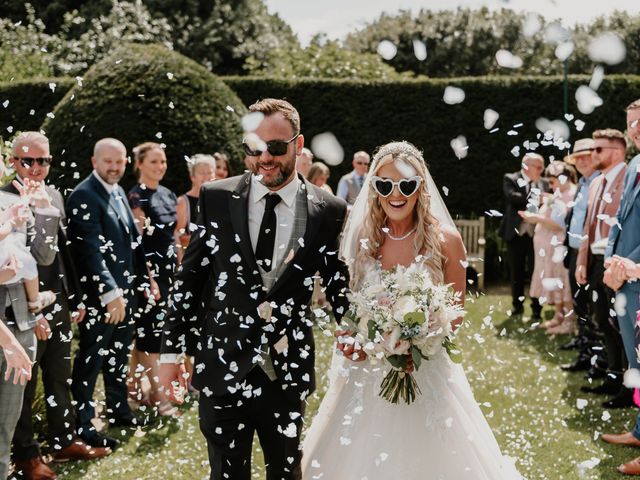 Barney and Kelly&apos;s Wedding in Ramsgate, Kent 26
