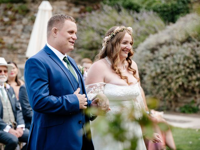 Nathan and Belinda&apos;s Wedding in Pershore, Worcestershire 28