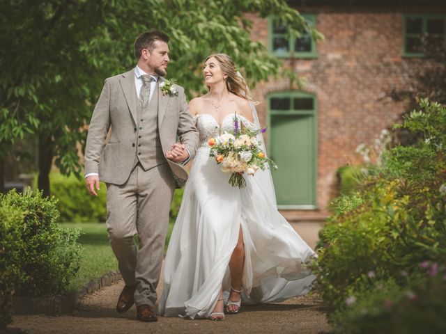 Will and Lucy's Wedding in Tamworth, Staffordshire 23