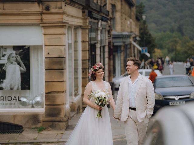 Harry and Ceilan&apos;s Wedding in Shipley, West Yorkshire 320