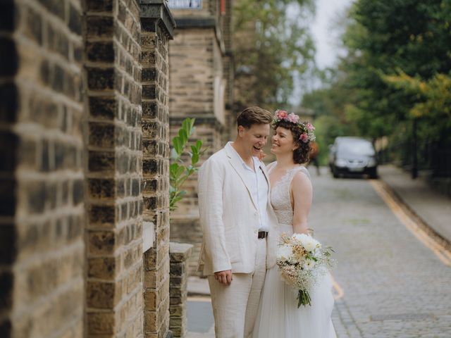 Harry and Ceilan&apos;s Wedding in Shipley, West Yorkshire 522