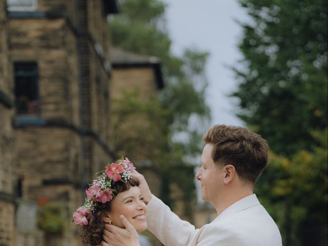 Harry and Ceilan&apos;s Wedding in Shipley, West Yorkshire 537