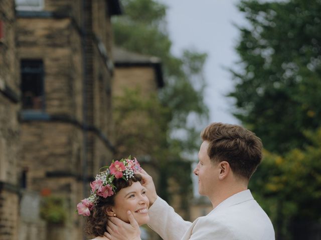 Harry and Ceilan&apos;s Wedding in Shipley, West Yorkshire 538