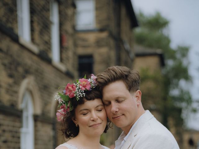 Harry and Ceilan&apos;s Wedding in Shipley, West Yorkshire 543