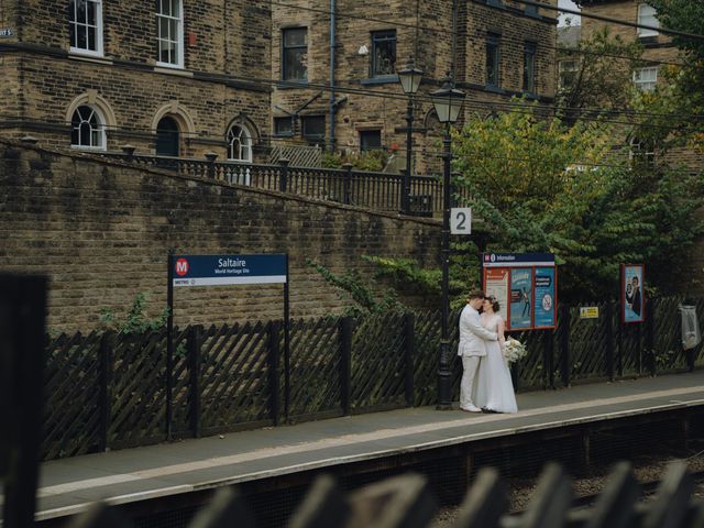 Harry and Ceilan&apos;s Wedding in Shipley, West Yorkshire 557