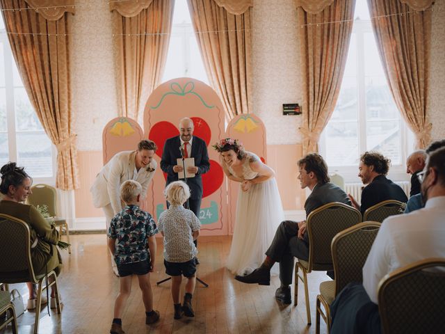 Harry and Ceilan&apos;s Wedding in Shipley, West Yorkshire 724