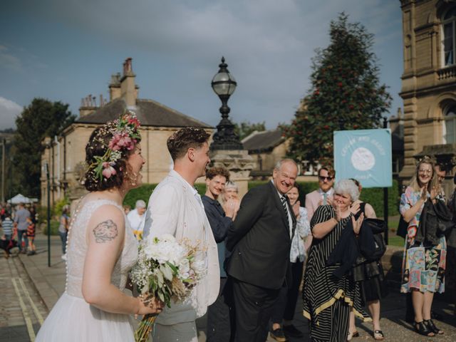 Harry and Ceilan&apos;s Wedding in Shipley, West Yorkshire 788