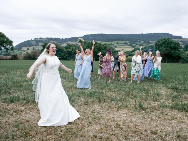 Ollie and Kelly&apos;s Wedding in Hereford, Herefordshire 20