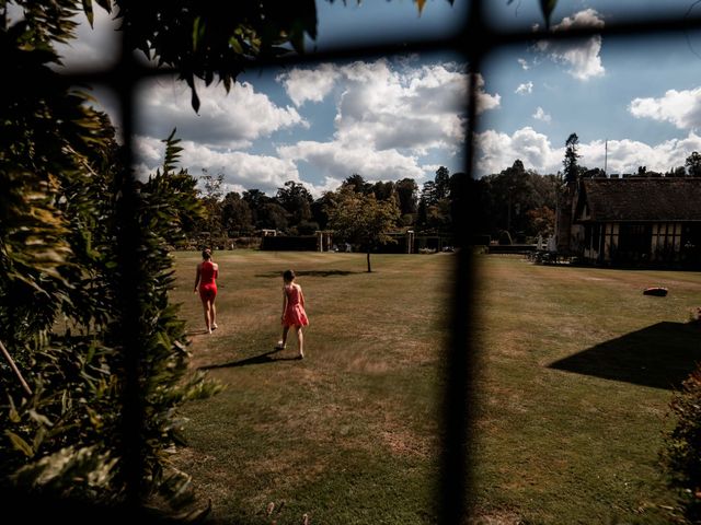 Keiron and Ellie&apos;s Wedding in Hever, Kent 7