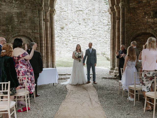 John and Laura&apos;s Wedding in Ludlow, Shropshire 2