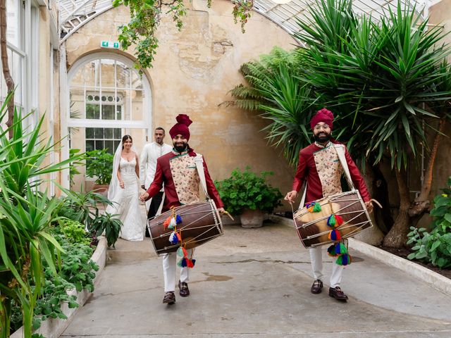 Paul and Rebecca&apos;s Wedding in Syon Park, Middlesex 44