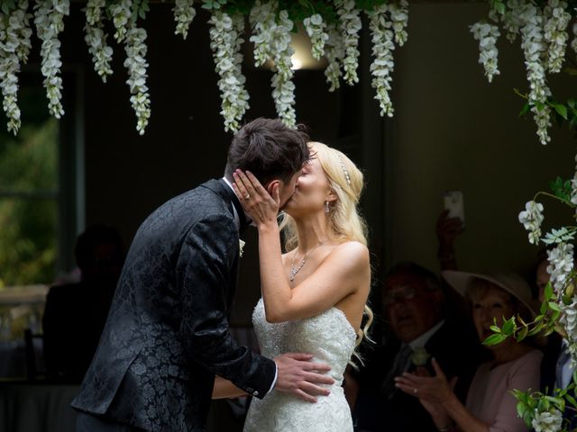 Jon and Tamzin&apos;s Wedding in Tetbury, Gloucestershire 14