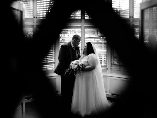 Laura and Chris&apos;s Wedding in Wigan, Lancashire 2