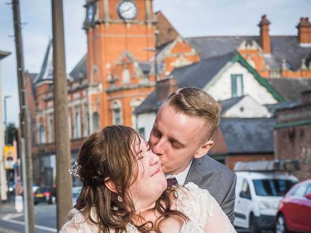 Luke and Rachel&apos;s Wedding in Long Eaton, Derbyshire 23