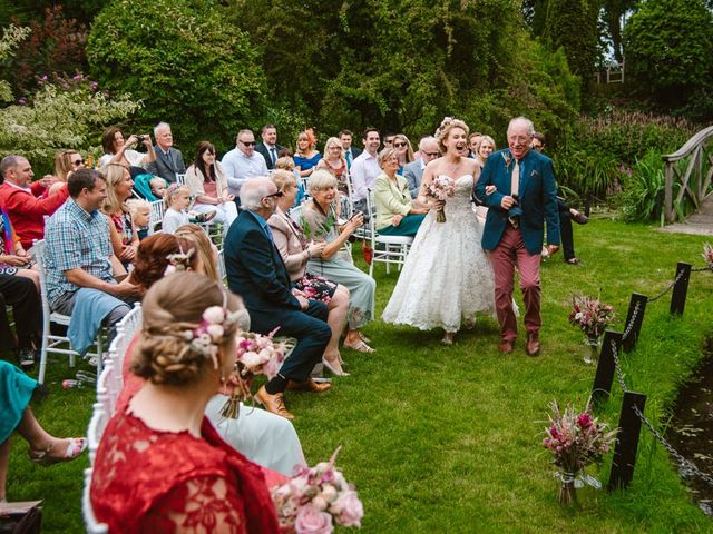 Mark and Lizze&apos;s Wedding in Royston, Cambridgeshire 25
