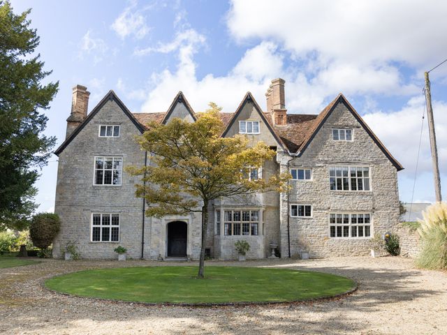 Nigel and Lorraine&apos;s Wedding in Bicester, Oxfordshire 3