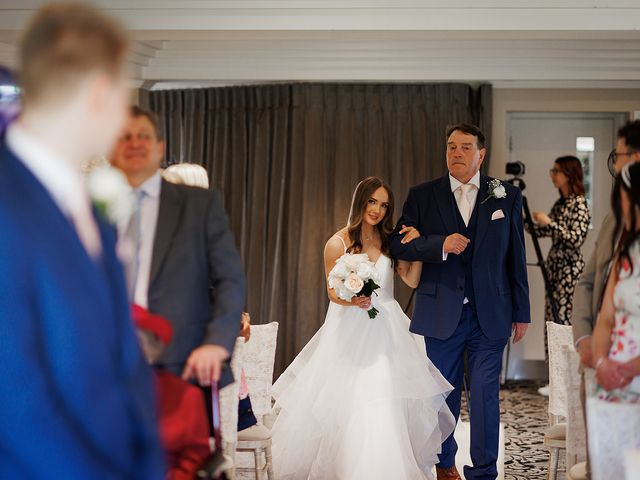 Jamie and Rose&apos;s Wedding in South Wirral, Cheshire 25