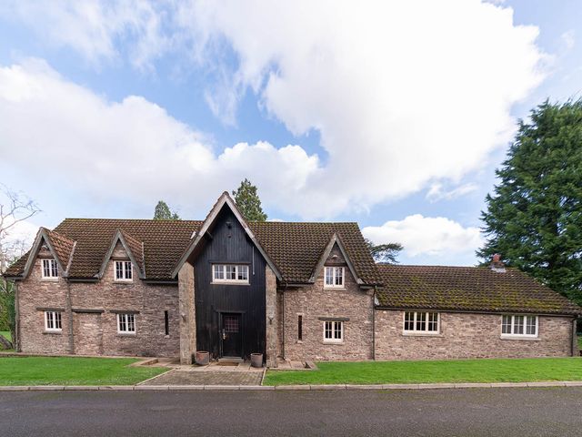 Nigel and Julie's Wedding in Monmouth, Monmouthshire 20