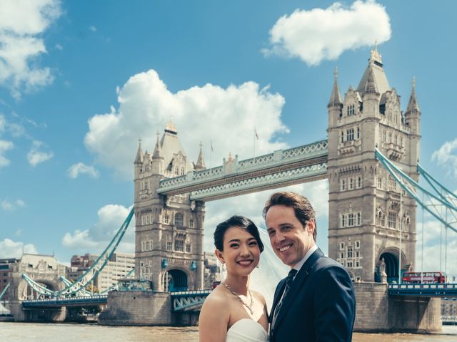 Micheal and Eve&apos;s Wedding in London Bridge, East Central London 194