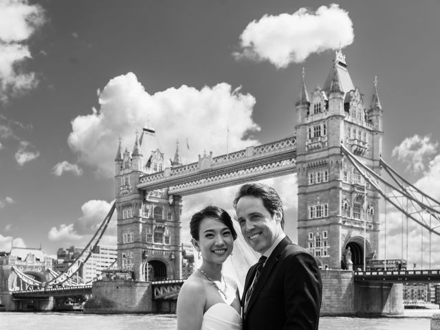 Micheal and Eve&apos;s Wedding in London Bridge, East Central London 195