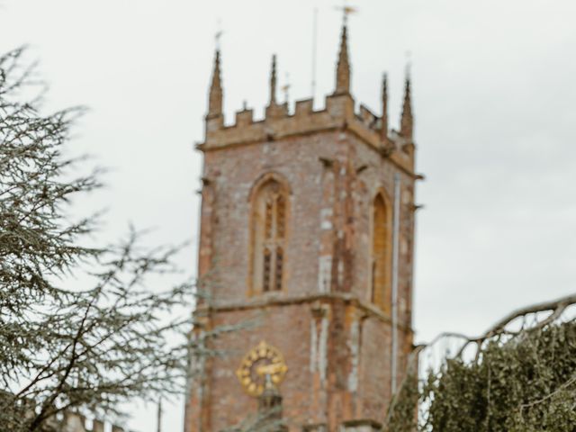 Faye and Sam&apos;s Wedding in Tiverton, Devon 5