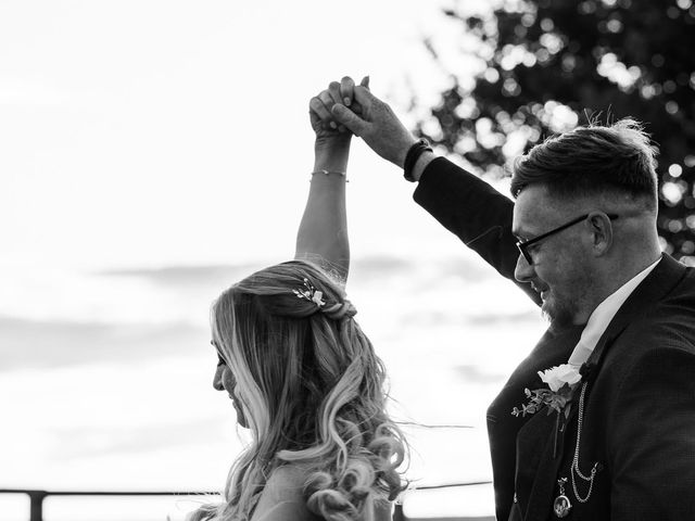 Tyler and Beth 's Wedding in Long Crendon, Buckinghamshire 6