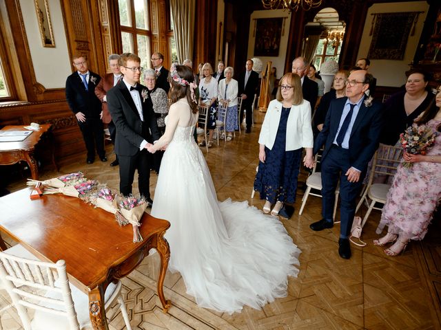 Tom and Sarah's Wedding in Cheltenham, Gloucestershire 8