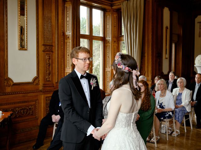 Tom and Sarah's Wedding in Cheltenham, Gloucestershire 9