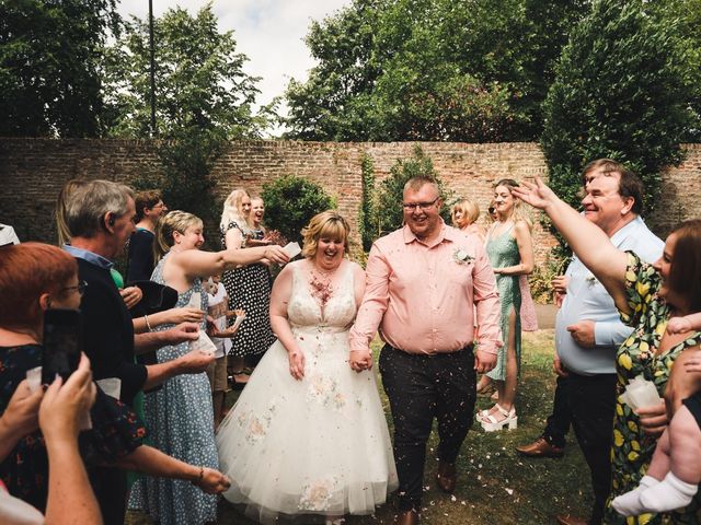 Tom and Lucy&apos;s Wedding in Spalding, Lincolnshire 5