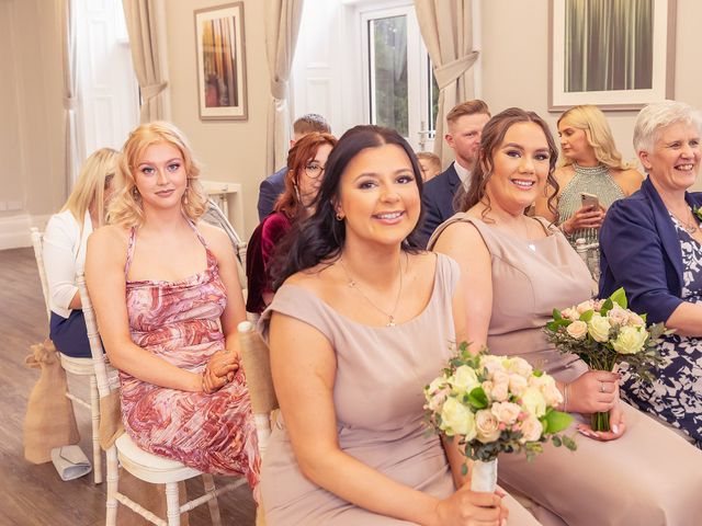 Gail and Clive's Wedding in Eastwood, Nottinghamshire 4