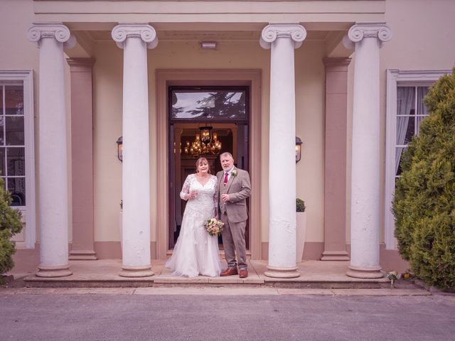 Gail and Clive's Wedding in Eastwood, Nottinghamshire 18