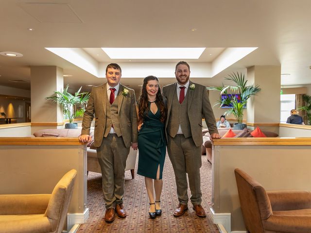 Gail and Clive's Wedding in Eastwood, Nottinghamshire 23