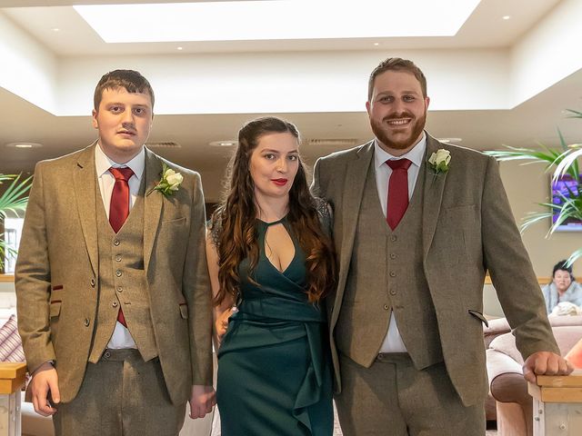Gail and Clive's Wedding in Eastwood, Nottinghamshire 24