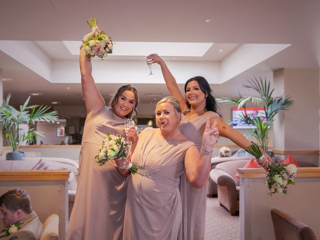 Gail and Clive's Wedding in Eastwood, Nottinghamshire 41