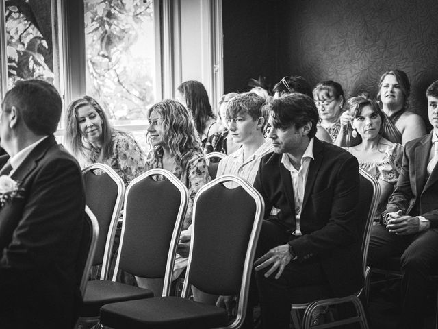 Steven and Jenny's Wedding in Cardiff, Cardiff 17